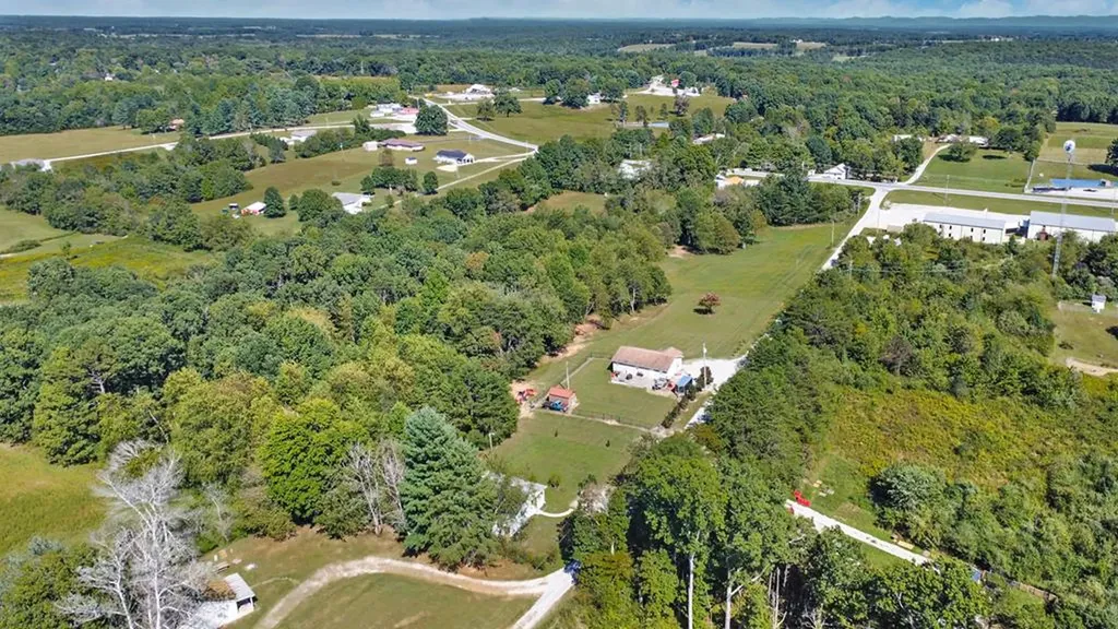 172 Davis Cook Road Grimsley TN 38565