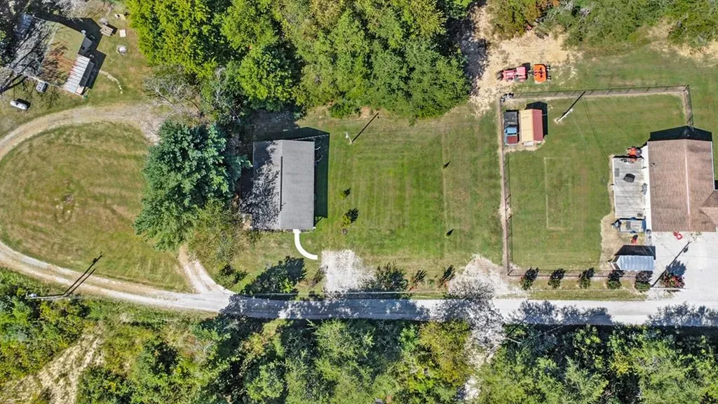 172 Davis Cook Road Grimsley TN 38565