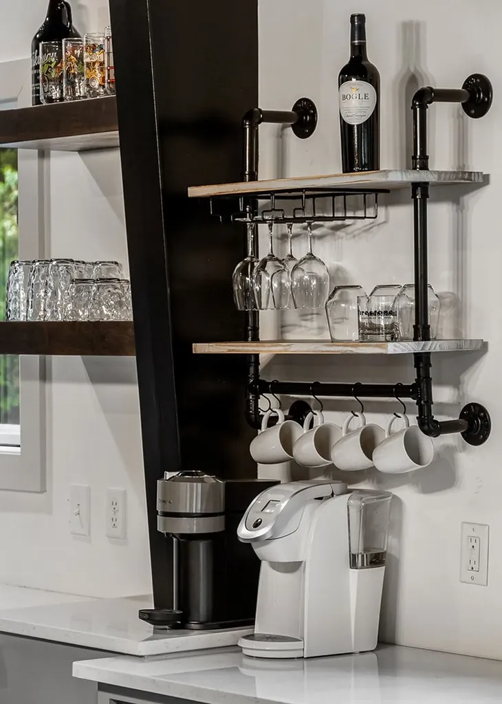 227 Lake Bluff Road Baxter TN 38544