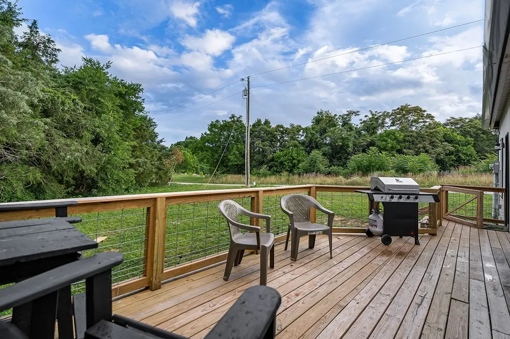 227 Lake Bluff Road Baxter TN 38544