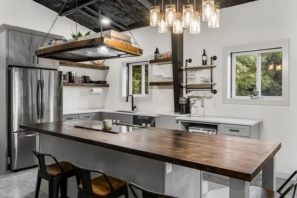 227 Lake Bluff Road Baxter TN 38544