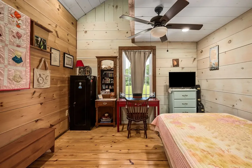 157 Eckles Cemetery Road Cookeville TN 38506