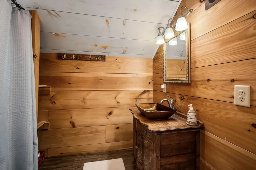 157 Eckles Cemetery Road Cookeville TN 38506