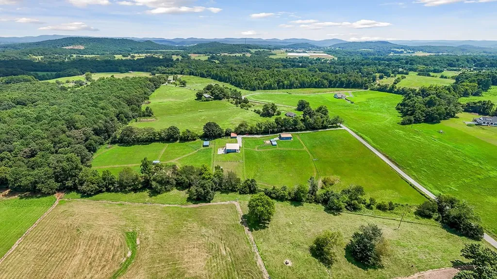 157 Eckles Cemetery Road Cookeville TN 38506