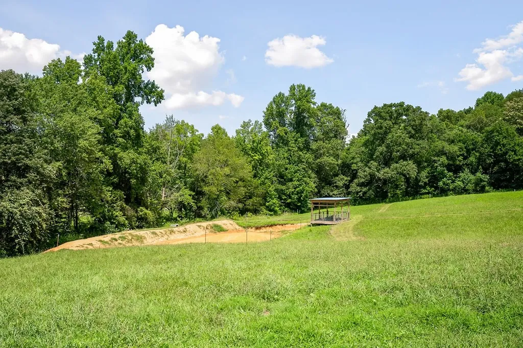 157 Eckles Cemetery Road Cookeville TN 38506