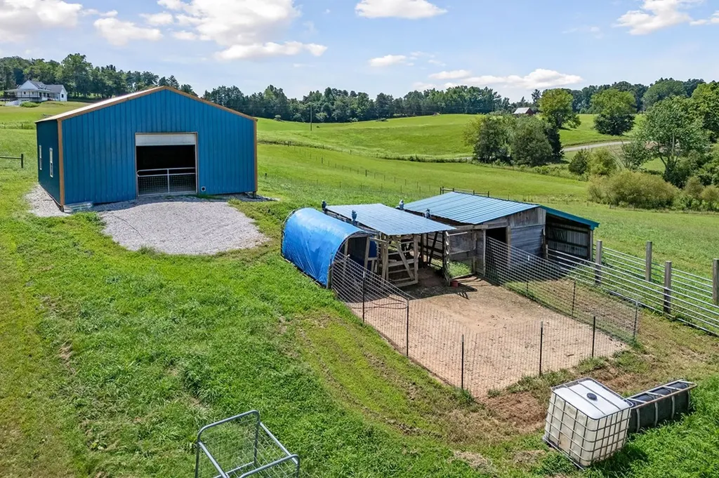 157 Eckles Cemetery Road Cookeville TN 38506