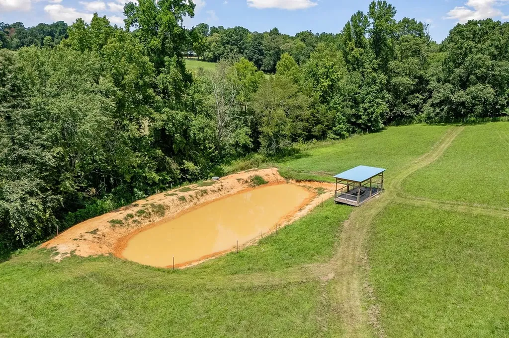 157 Eckles Cemetery Road Cookeville TN 38506