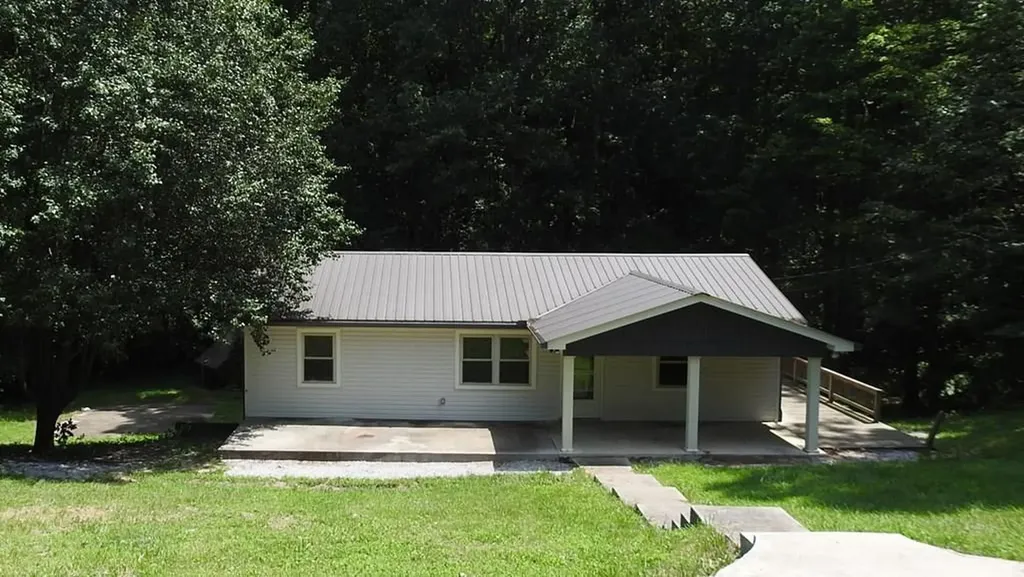 136 Misty Lane Jamestown TN 38556