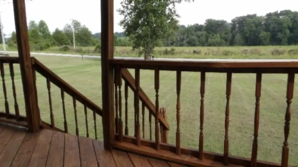 11500 Clay County Highway Moss TN 38575