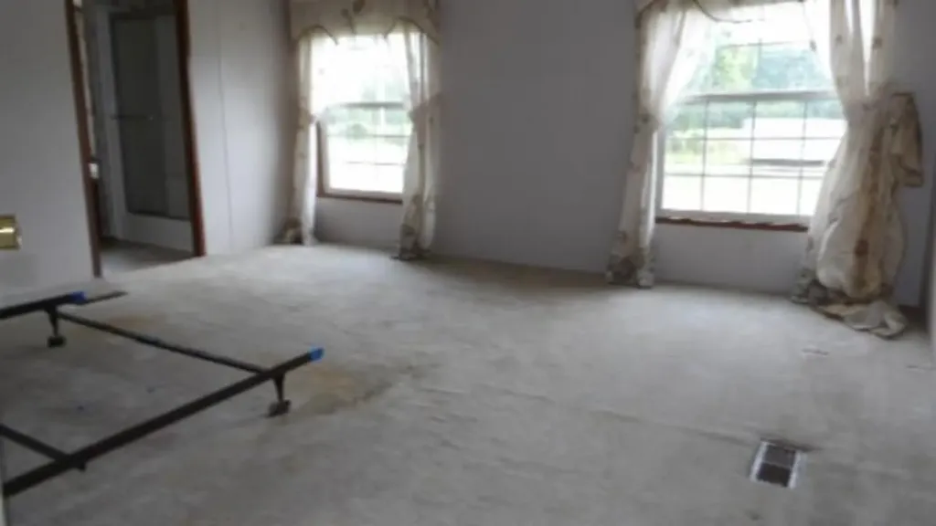 11500 Clay County Highway Moss TN 38575