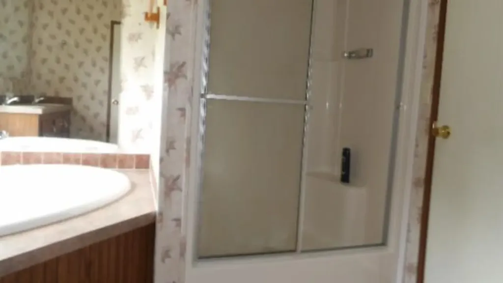 11500 Clay County Highway Moss TN 38575