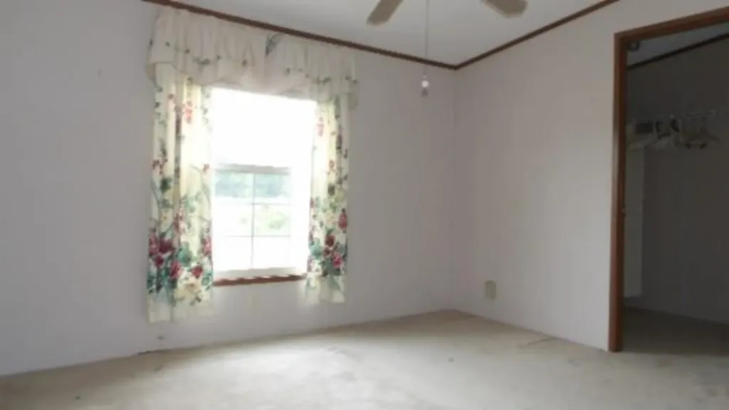 11500 Clay County Highway Moss TN 38575