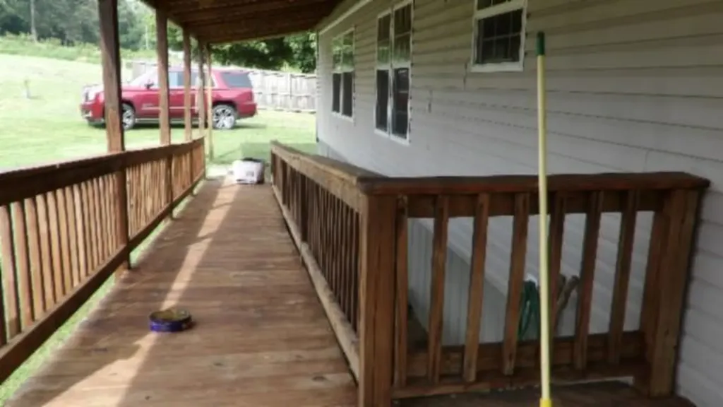 11500 Clay County Highway Moss TN 38575