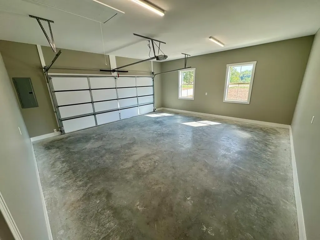 4633 Window Cliff Road Baxter TN 38544