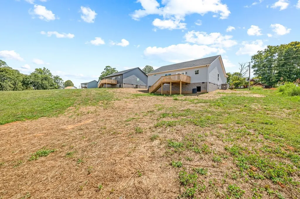 4633 Window Cliff Road Baxter TN 38544