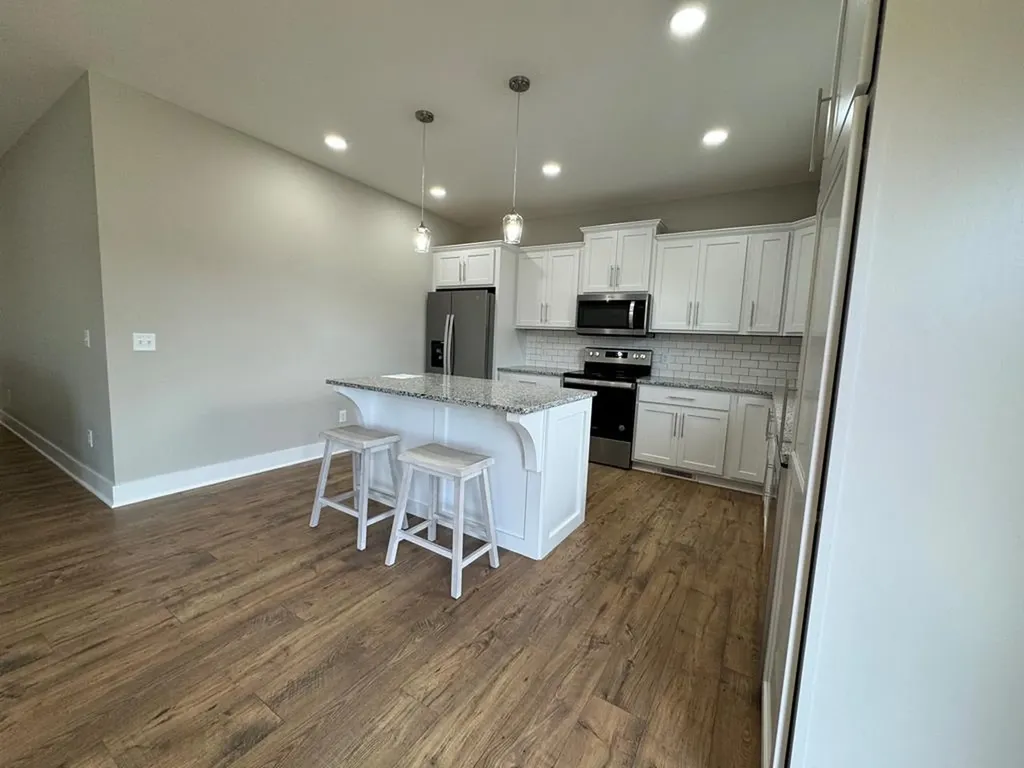 4633 Window Cliff Road Baxter TN 38544