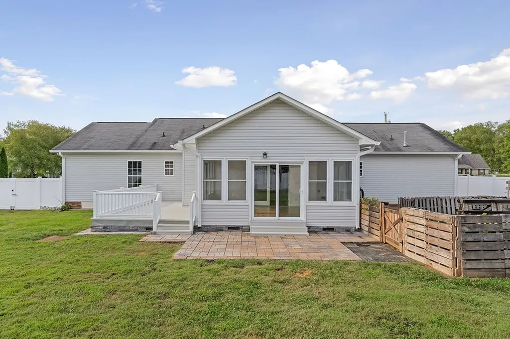 1305 Pimlico Drive Cookeville TN 38506-5674
