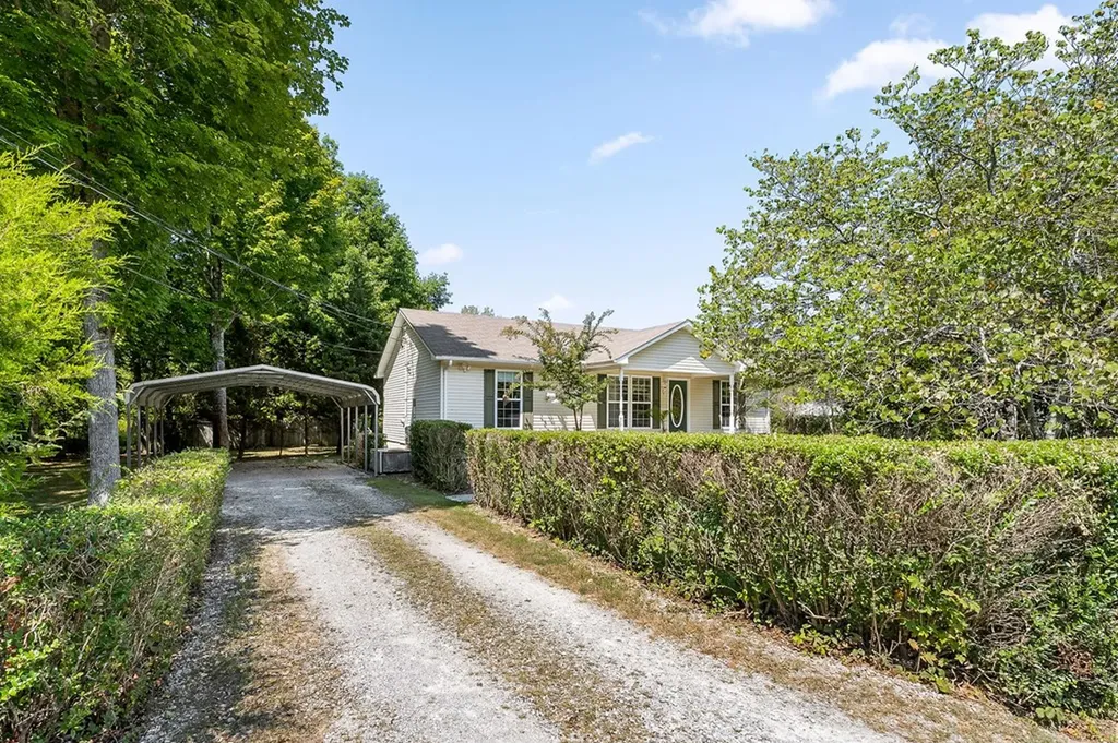 527 Burks Lane Cookeville TN 38506