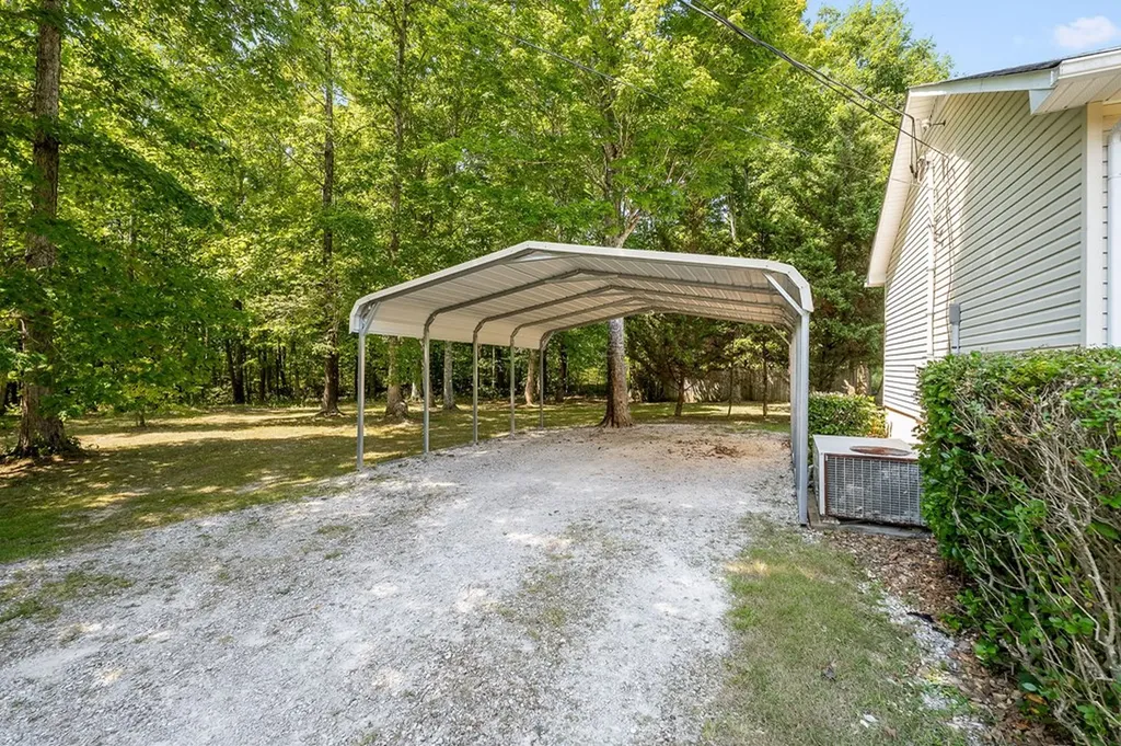 527 Burks Lane Cookeville TN 38506