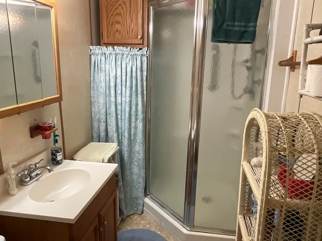 120 Turkey Lane Byrdstown TN 38549