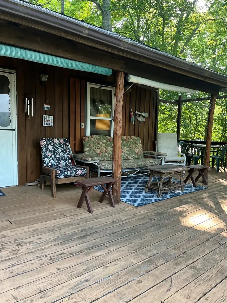 120 Turkey Lane Byrdstown TN 38549