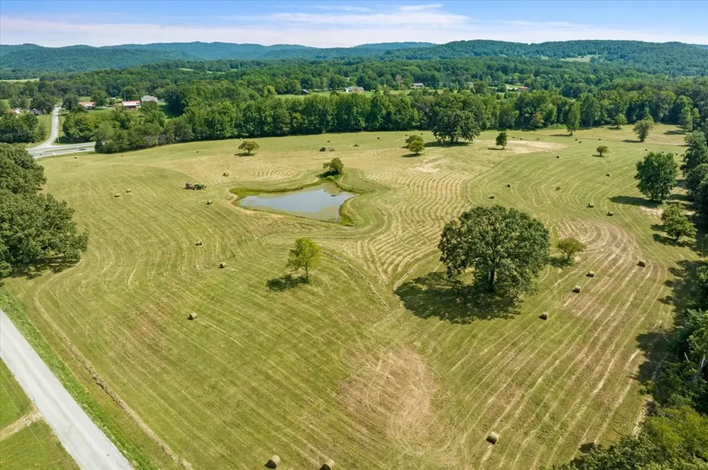 30 Ac W Paron Road Cookeville TN 38506