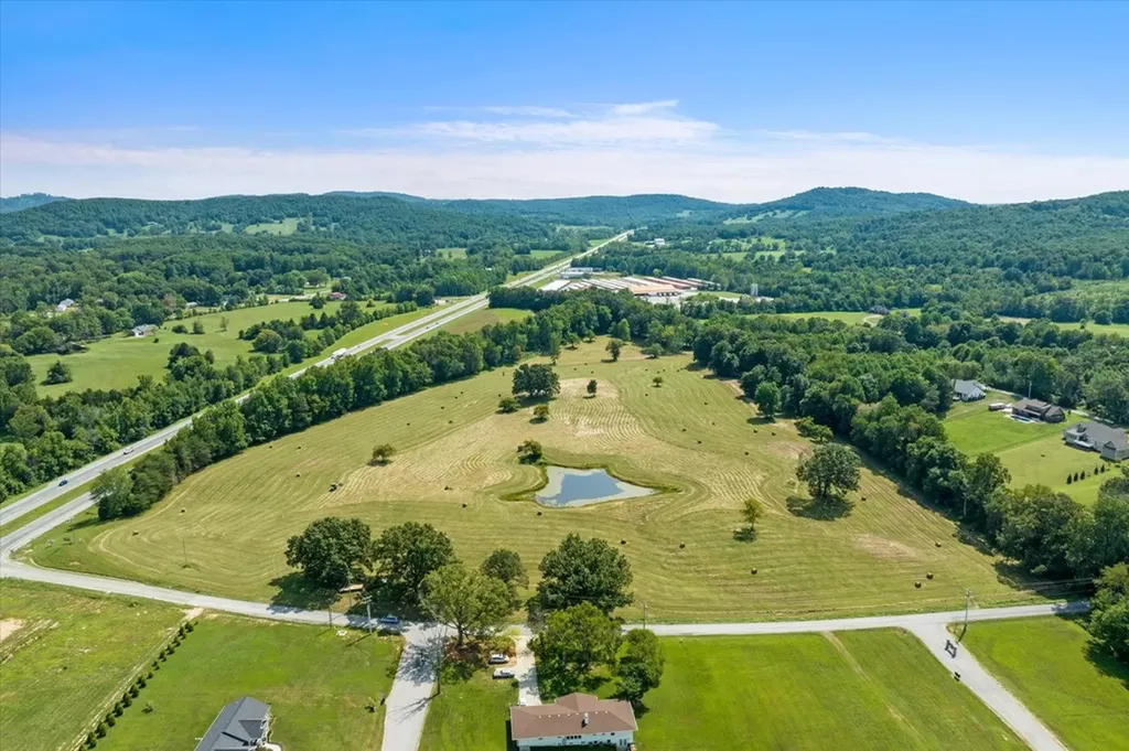 30 Ac W Paron Road Cookeville TN 38506