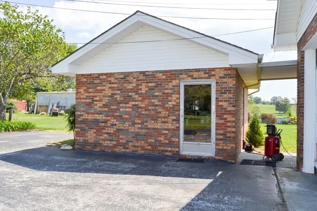 843 Dunbar Road Crossville TN 38572