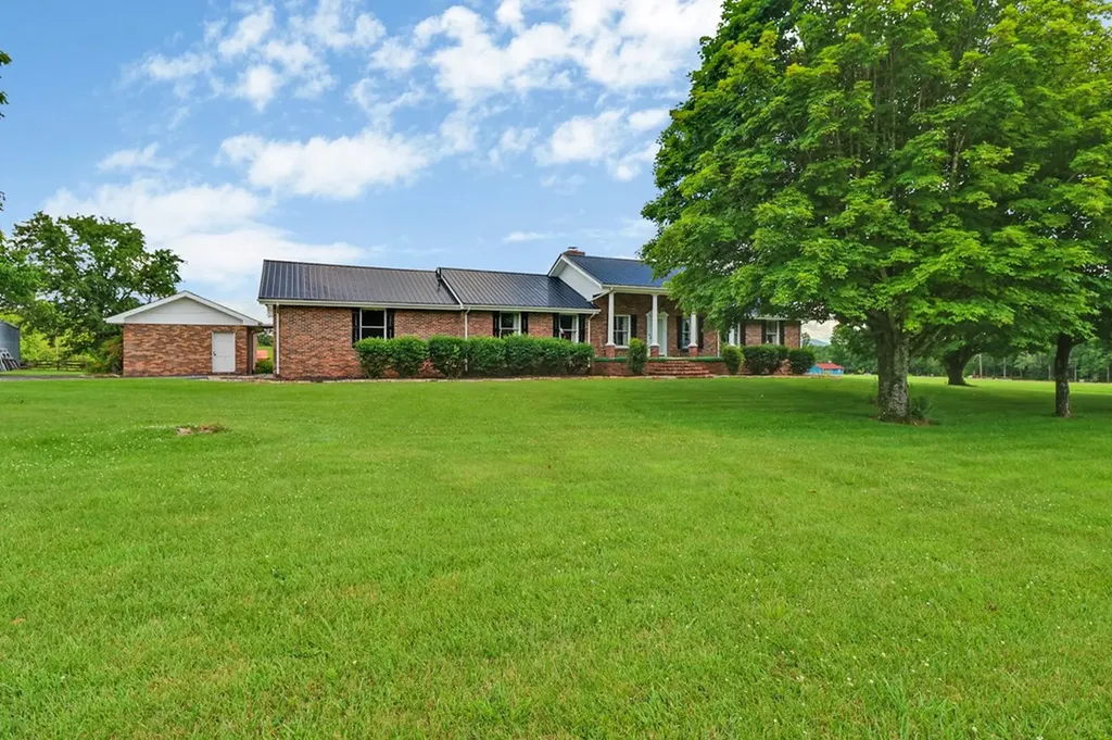 843 Dunbar Road Crossville TN 38572