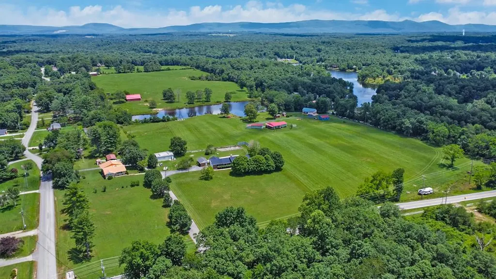 843 Dunbar Road Crossville TN 38572