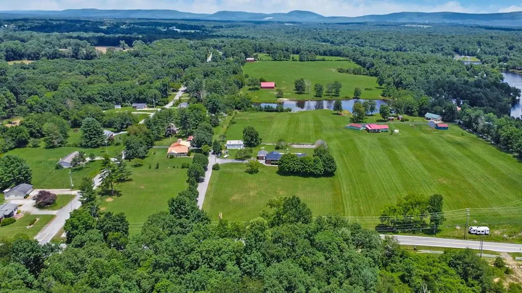 843 Dunbar Road Crossville TN 38572