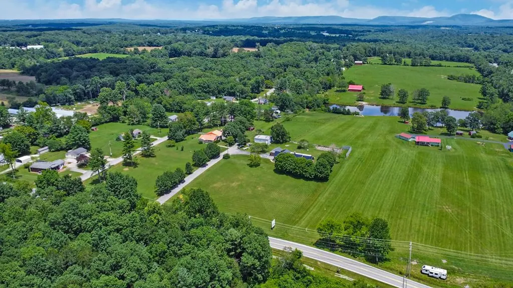 843 Dunbar Road Crossville TN 38572