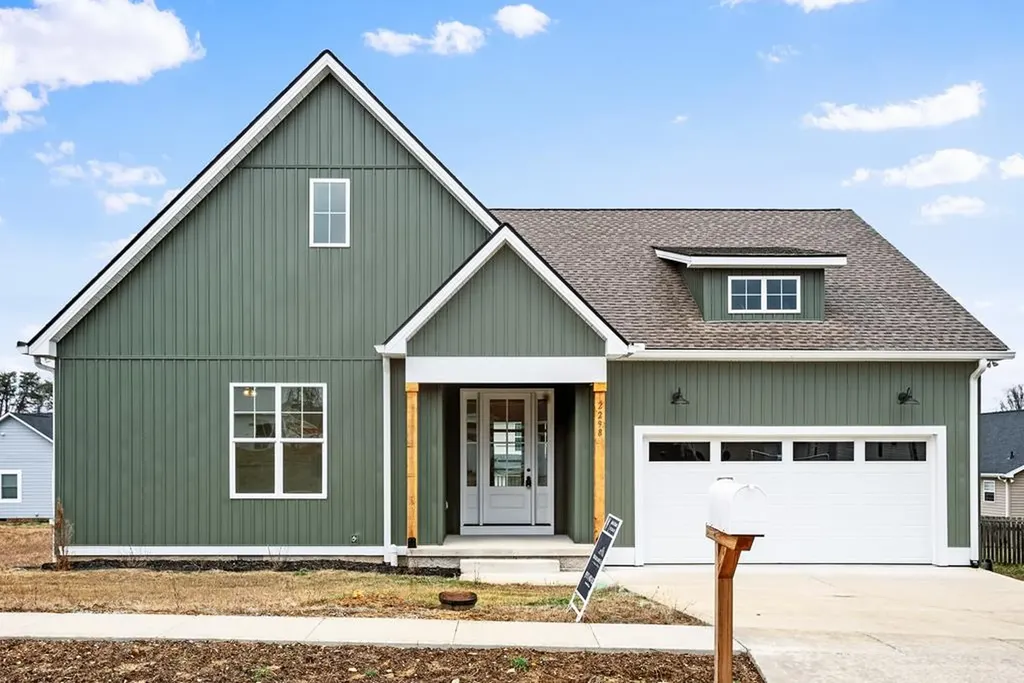2298 Nicholas Avenue Cookeville TN 38506