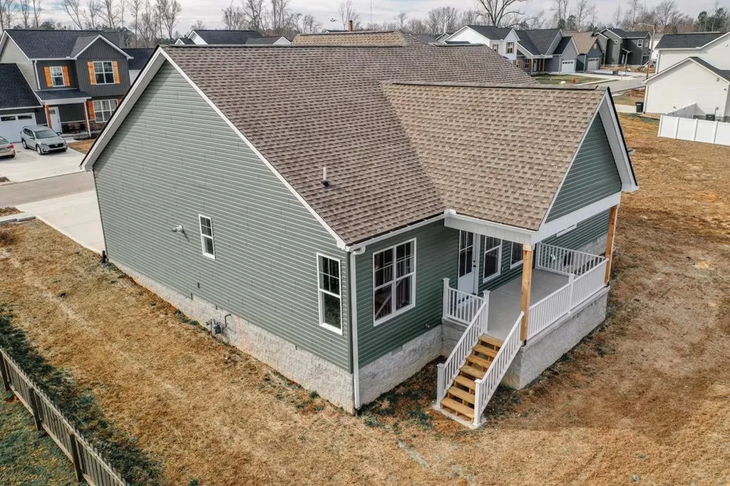 2298 Nicholas Avenue Cookeville TN 38506