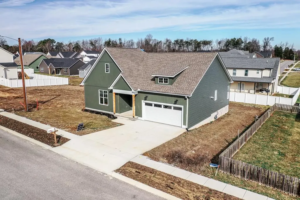 2298 Nicholas Avenue Cookeville TN 38506