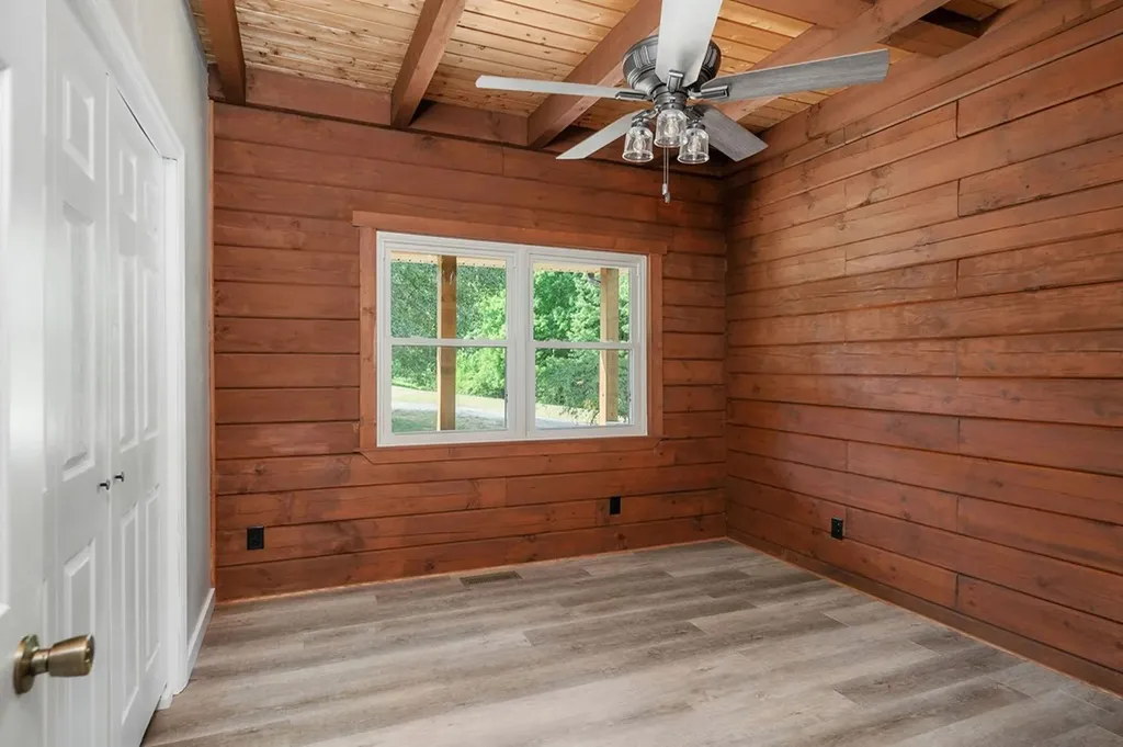 527 Countrywood Lane Gainesboro TN 38562