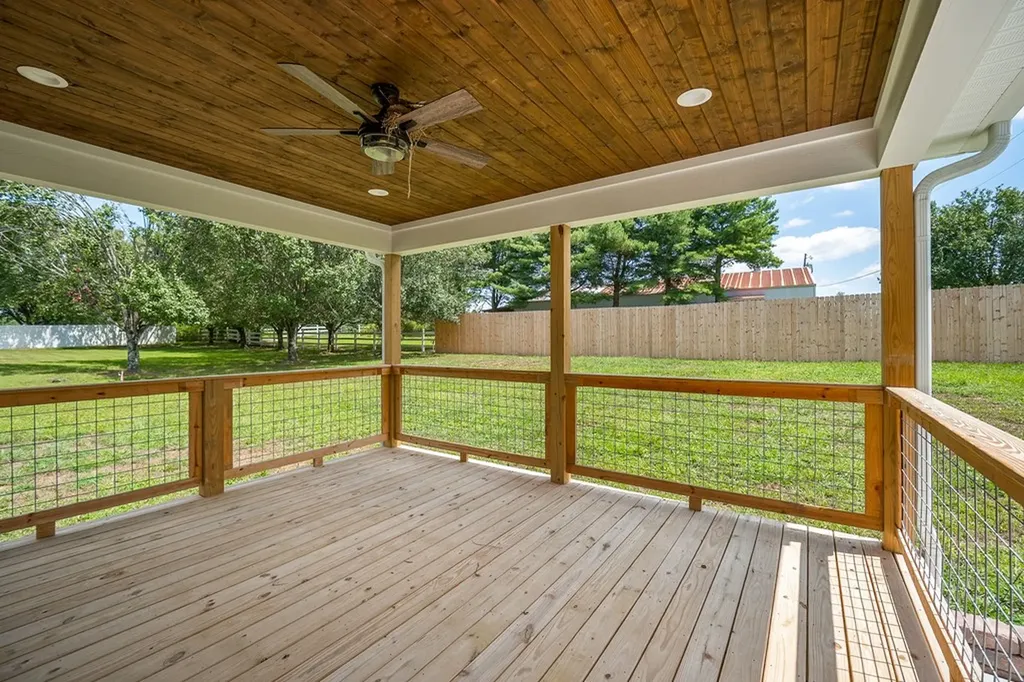 1118 Fawn Drive Cookeville TN 38501