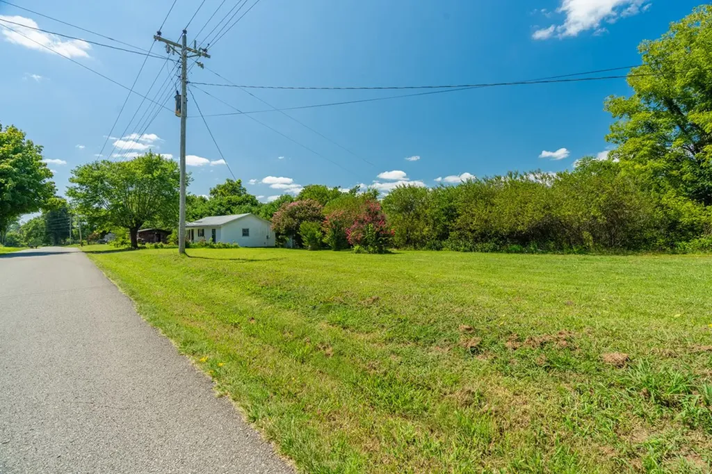 740 Pleasant Hill Road Sparta TN 38583