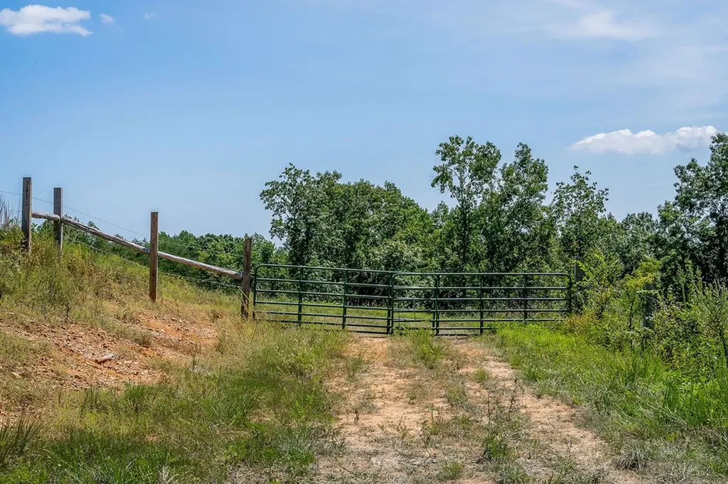 0 Mccormick Ridge Road Whitleyville TN 38588