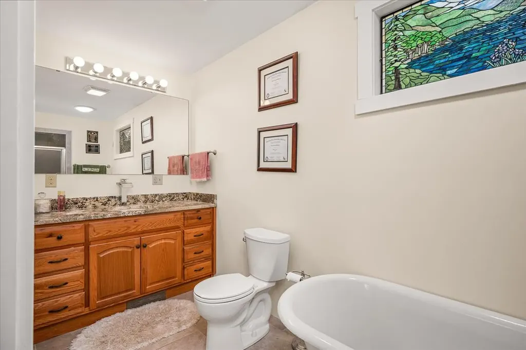 2867 Arcot Road Celina TN 38551