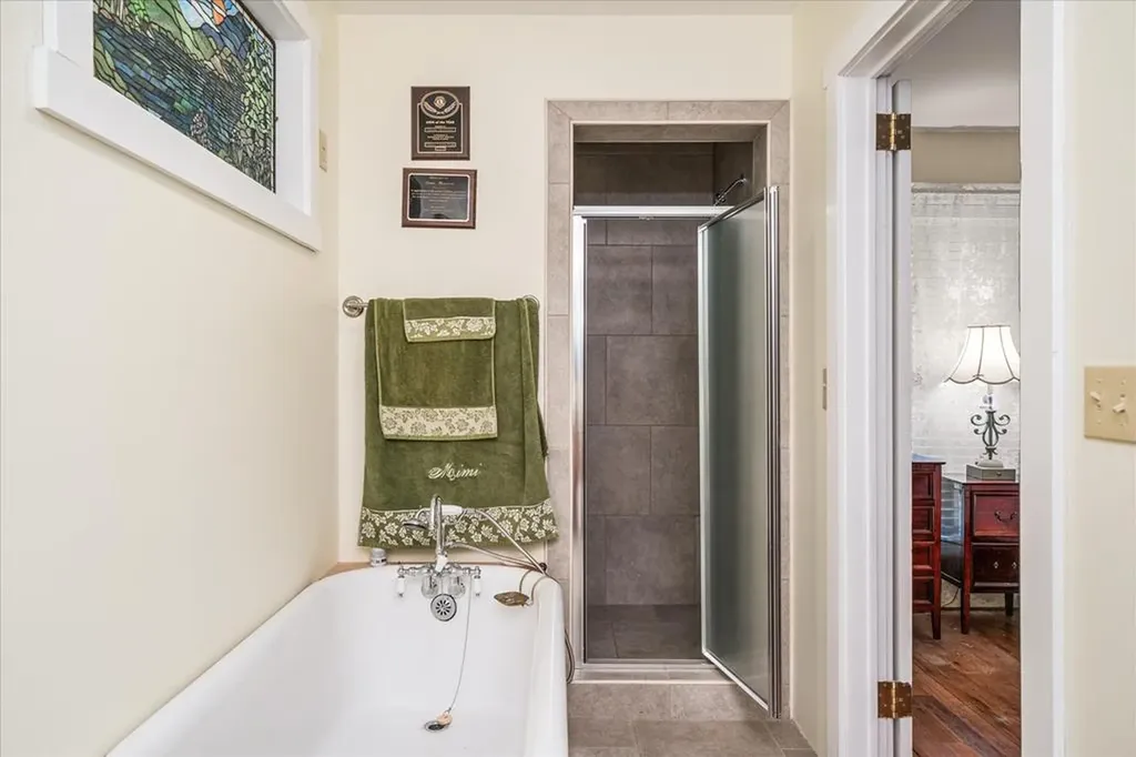 2867 Arcot Road Celina TN 38551