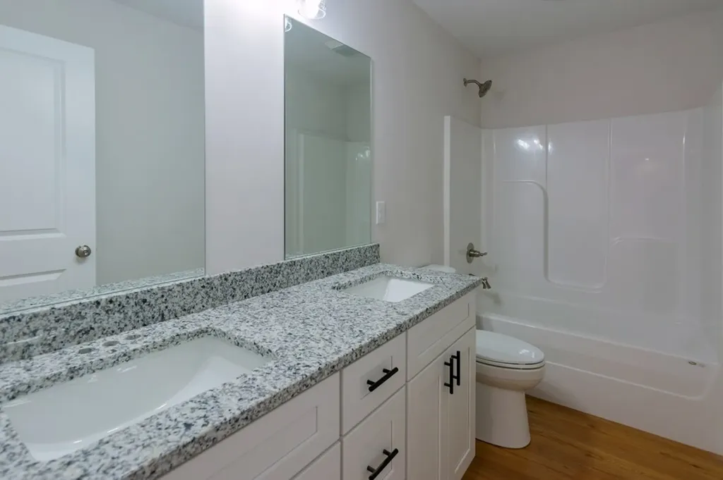 16 Lightning Lane Dunlap TN 37327