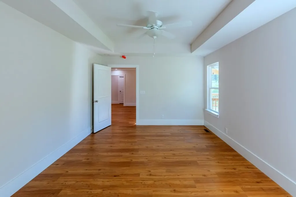 16 Lightning Lane Dunlap TN 37327