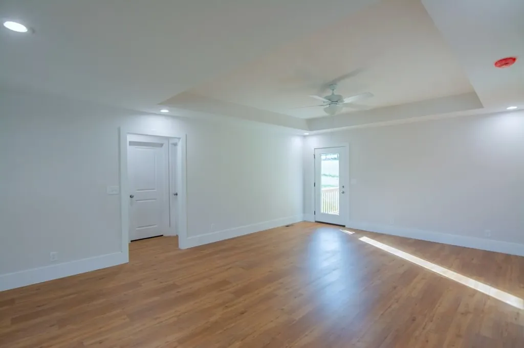 16 Lightning Lane Dunlap TN 37327