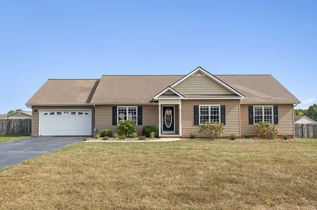 241 Golden Circle Cookeville TN 38506-7967
