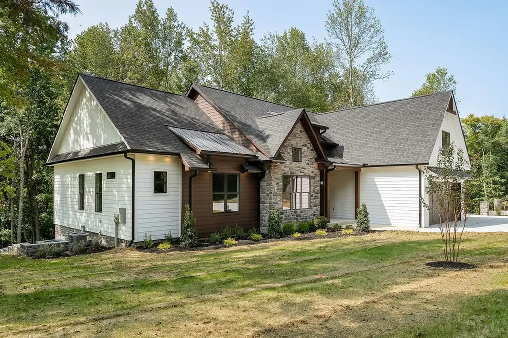 345 John Lindsey Road Silver Point TN 38582