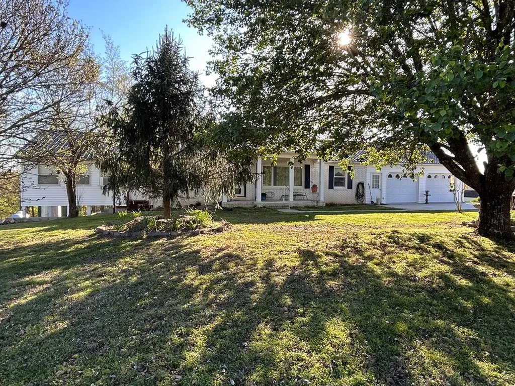 13334 Center Hill Dam Road Silver Point TN 38582