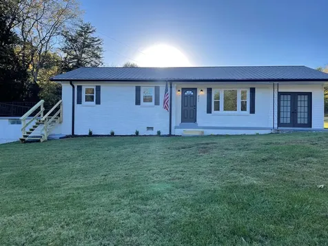 221 England Hollow Road Gainesboro TN 38562