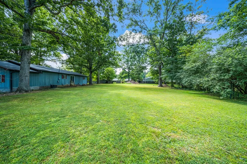3754 Shady Oak Circle Cookeville TN 38501