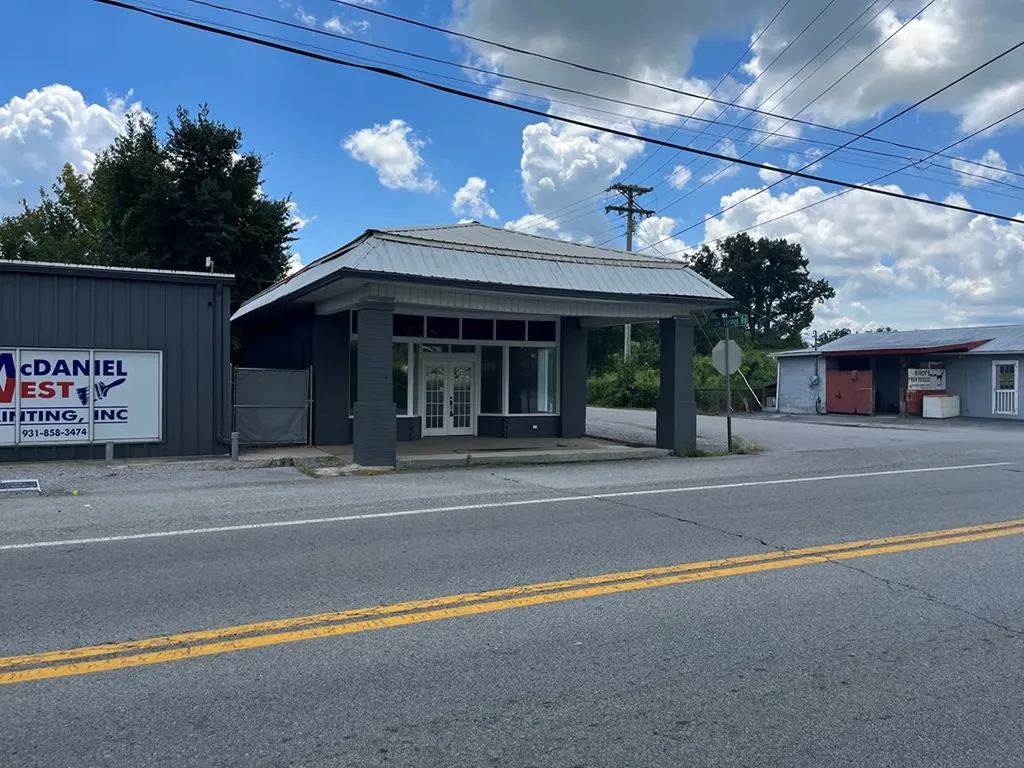 4628 W Broad Cookeville TN 38501